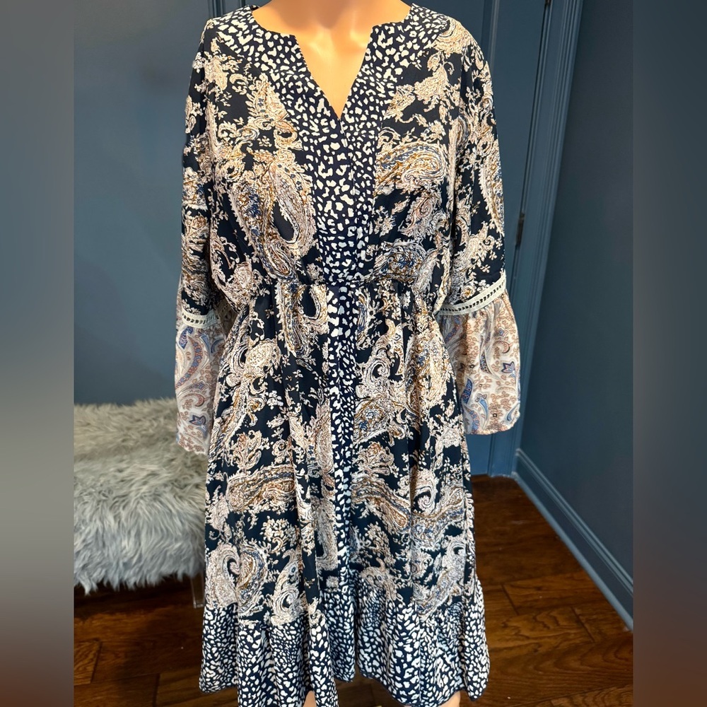 Boho Paisley Midi Dress Bell Sleeve Elastic Waist M Grace & Emma - Picture 2 of 9